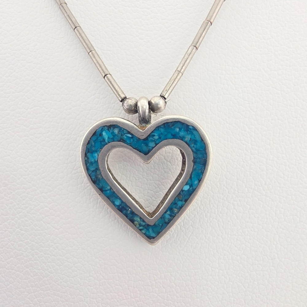 Southwest Crushed Turquoise Necklace Open Heart Inlay Silver Tone Bar Chain 15"